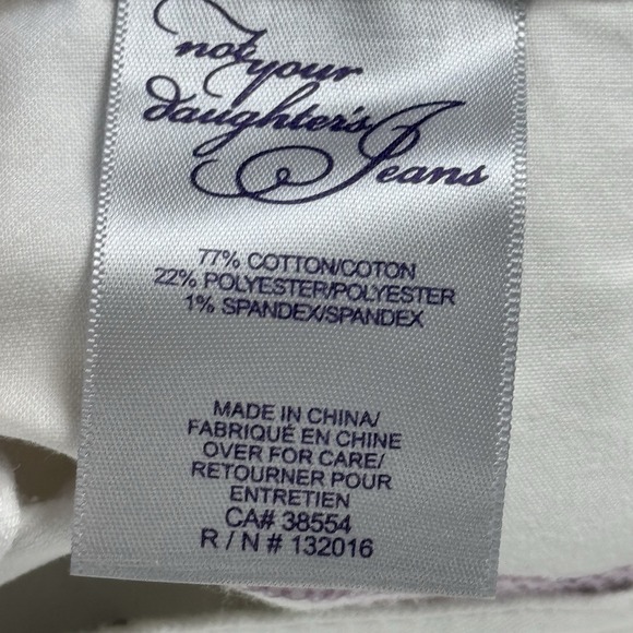 NWT NYDJ Not Your Daughter Jeans White Denim Crop Capri Tummy Tuck Stretch 14 - Picture 9 of 9